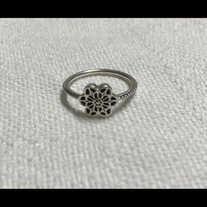 Silver Floral Daisy Lace Ring by Pandora